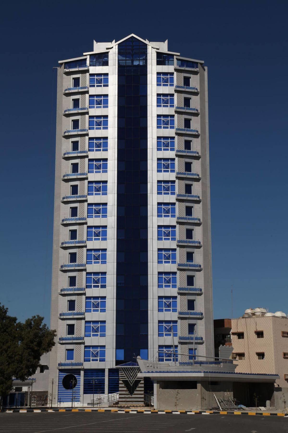 כוויית Roomi Suites Hotel מראה חיצוני תמונה